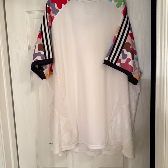 women's shirt - Picture 3 of 7